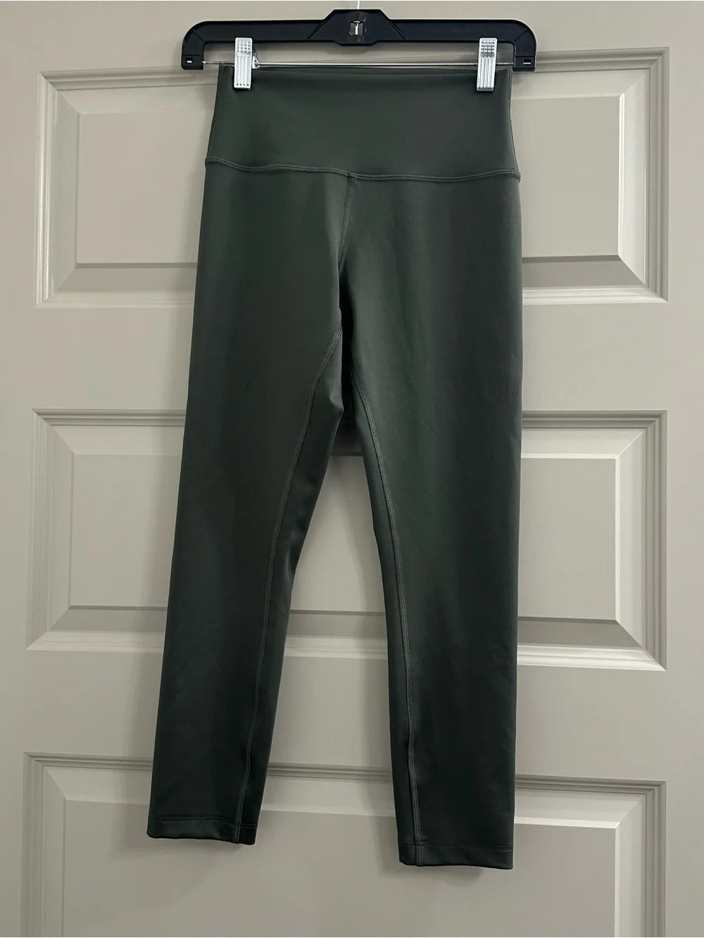 Alo Cropped Leggings